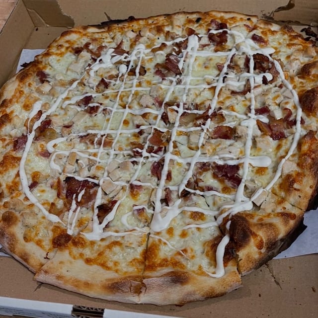 Chicken Bacon Ranch Pizza (Small).