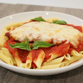 Chicken Parmigiana with Penne (Full Tray)